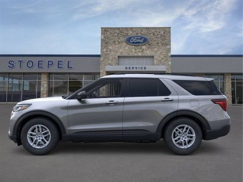 New 2026 Ford Explorer Active w/ Active Comfort Package RWD image 3