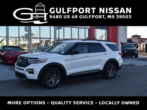 Used 2024 Ford Explorer XLT w/ Equipment Group 202A image 1