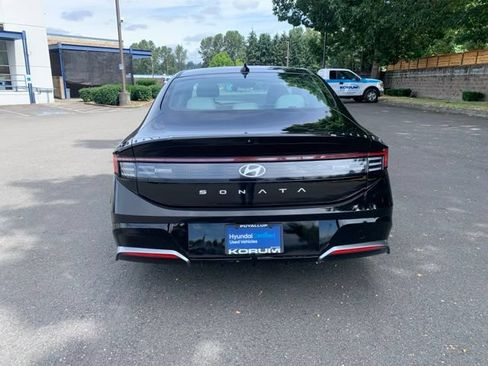 Certified 2024 Hyundai Sonata SEL FWD image 5