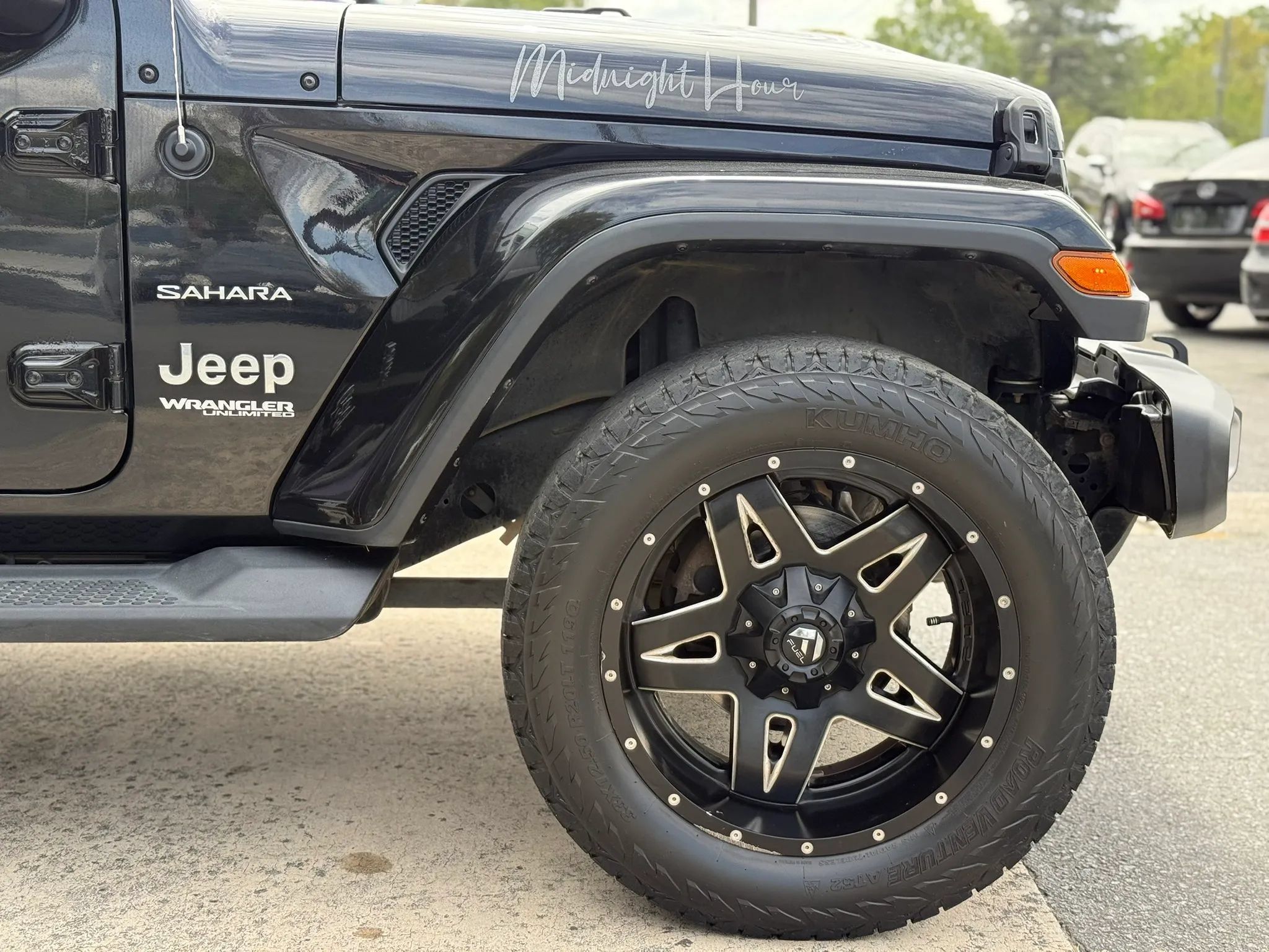 Used 2020 Jeep Wrangler Unlimited Sahara AWD/4WD image 16