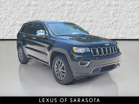 Used 2019 Jeep Grand Cherokee Limited AWD/4WD image 1