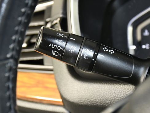 Used 2020 Honda CR-V Touring image 22