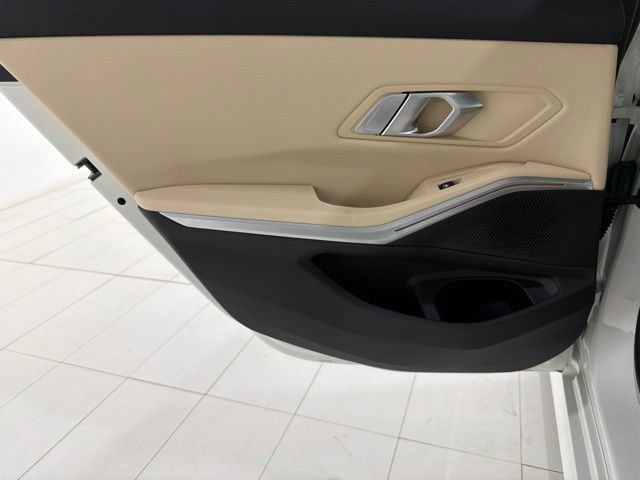 Used 2020 BMW 330i xDrive Sedan w/ Convenience Package AWD/4WD image 15