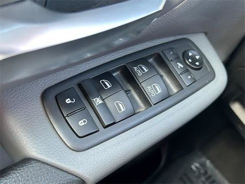 Certified 2020 RAM 1500 Big Horn AWD/4WD image 23