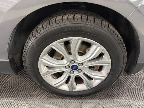 Used 2022 Ford Edge Titanium w/ Equipment Group 301A AWD/4WD image 18