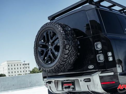 Used 2020 Land Rover Defender 110 X AWD/4WD image 26