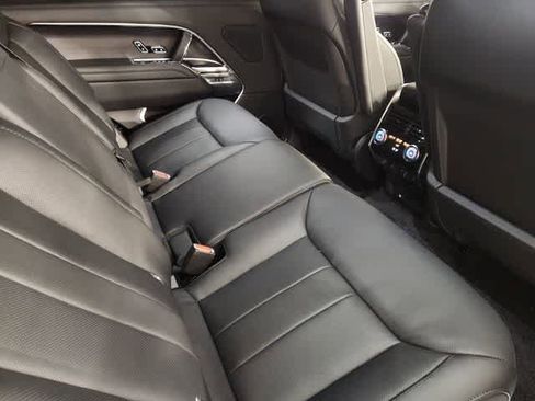 New 2026 Land Rover Range Rover Long Wheelbase SE AWD/4WD image 30