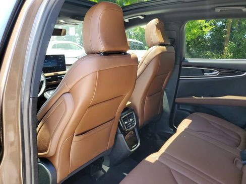 Certified 2022 Lincoln Nautilus Reserve FWD image 10