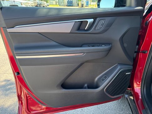Certified 2026 Buick Enclave Sport Touring w/ LPO, Floor Liner Package FWD image 14