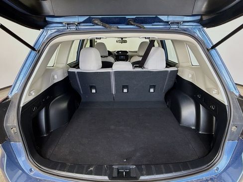 Used 2023 Subaru Forester AWD/4WD image 23