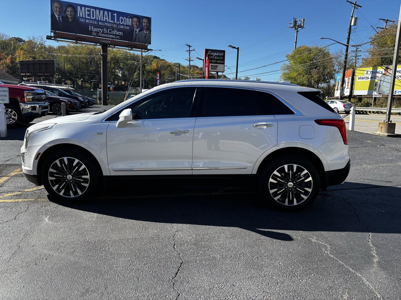 Used 2018 Cadillac XT5 Premium Luxury AWD/4WD image 4