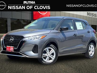 New 2025 Nissan Kicks Play S