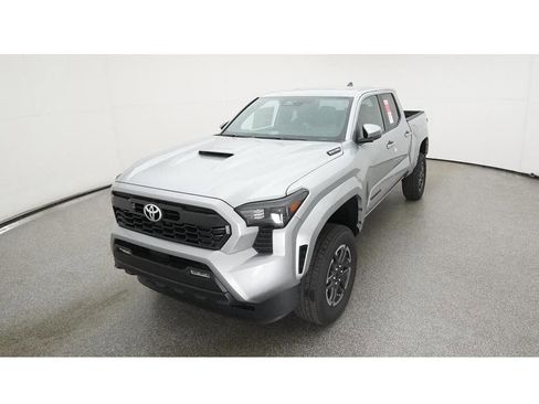 New 2025 Toyota Tacoma TRD Sport image 16