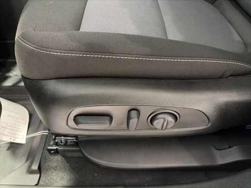 New 2025 Chevrolet Blazer LT w/ Convenience Package image 11