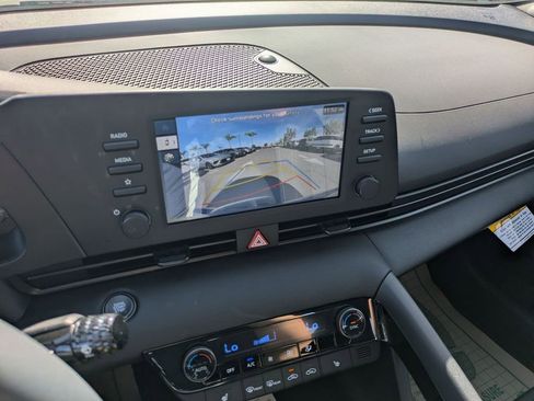 New 2026 Hyundai Elantra SEL Sport Premium FWD image 22