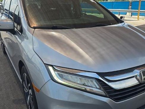 Used 2020 Honda Odyssey Elite image 4
