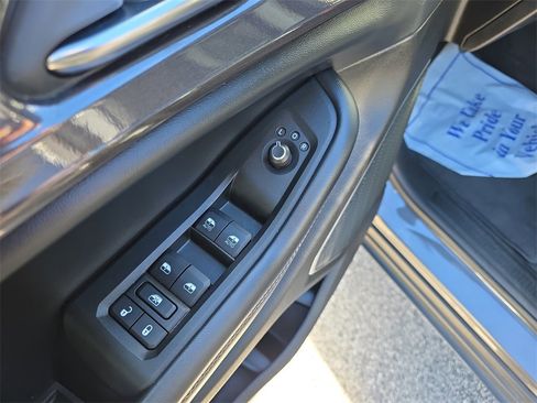 Used 2021 Jeep Grand Cherokee L Laredo image 19