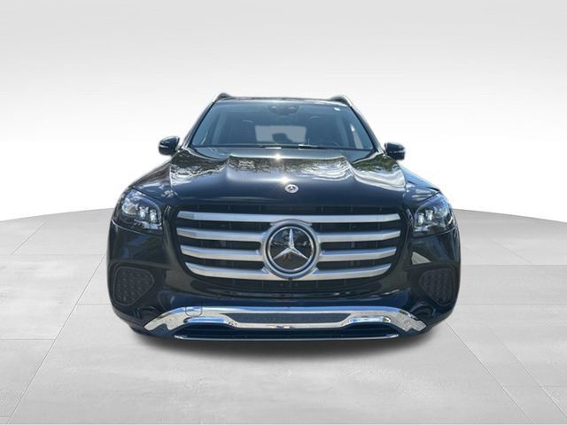 Used 2026 Mercedes-Benz GLS 450 4MATIC image 9