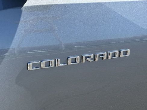 Used 2024 Chevrolet Colorado Trail Boss w/ Technology Package image 32