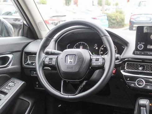 Used 2023 Honda Civic EX image 19