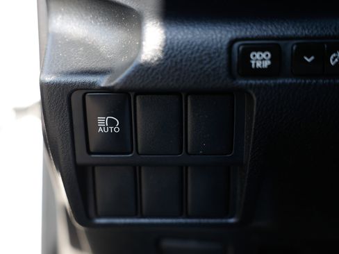 Used 2017 Lexus IS 200t image 49