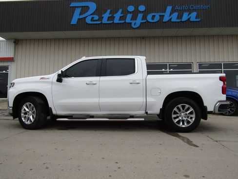 Used 2021 Chevrolet Silverado 1500 LTZ w/ LTZ Premium Package image 11