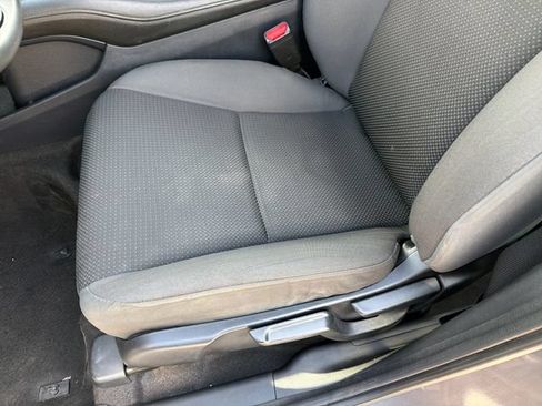 Used 2022 Honda HR-V LX image 20