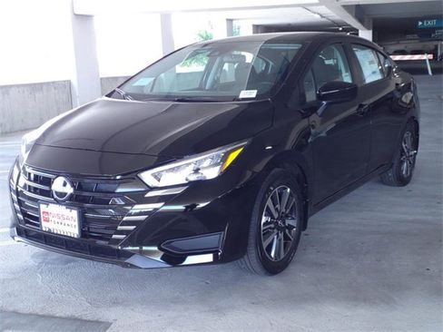 New 2025 Nissan Versa SV w/ Trunk Package image 3