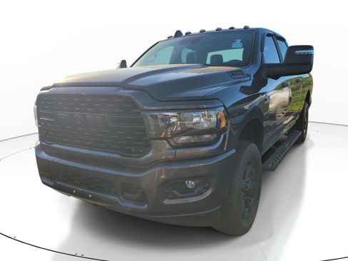 Used 2024 RAM 3500 Big Horn w/ Night Edition AWD/4WD image 3