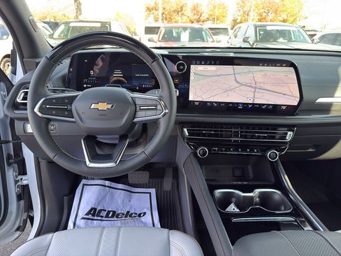 New 2026 Chevrolet Traverse High Country w/ LPO, Floor Liner Package image 28