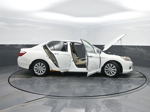 Used 2014 Honda Accord EX-L image 42
