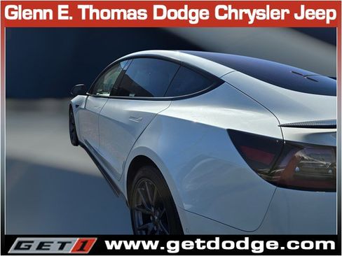 Used 2017 Tesla Model 3 Standard Range image 10