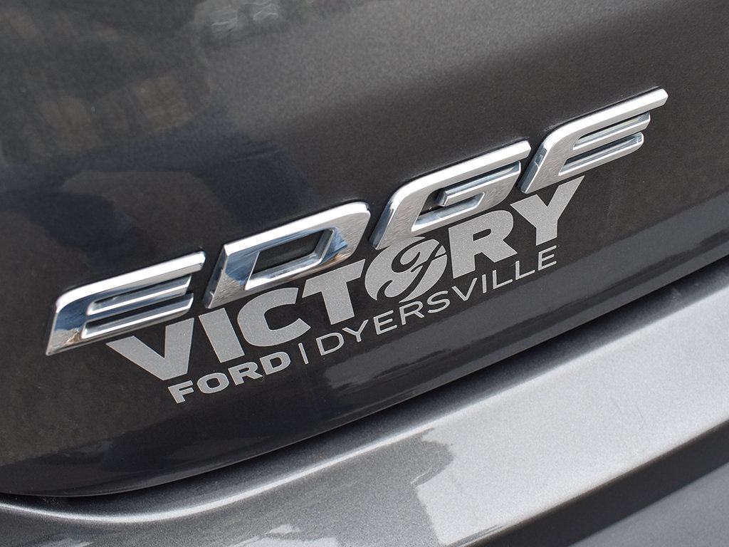 Used 2019 Ford Edge SEL w/ Equipment Group 201A FWD image 16