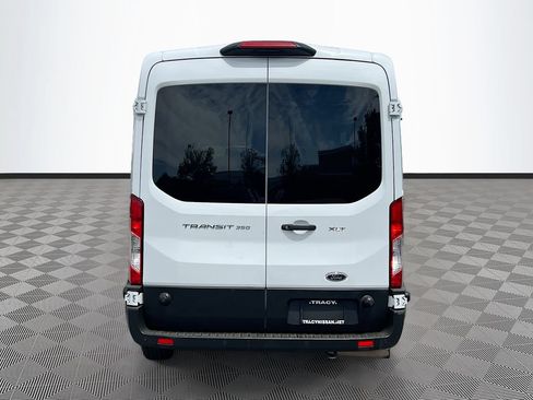 Used 2024 Ford Transit 350 XLT RWD image 6