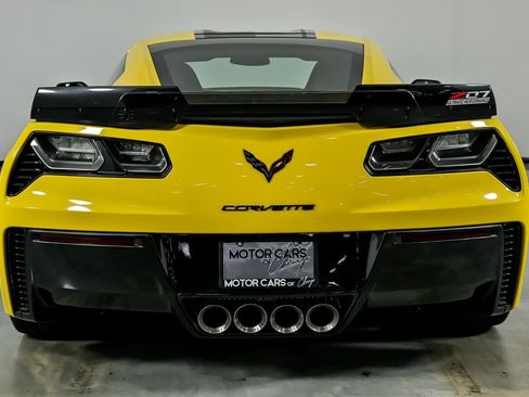 Used 2018 Chevrolet Corvette Z06 image 11