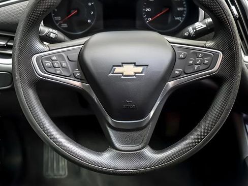 Used 2023 Chevrolet Malibu LT image 14