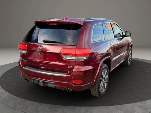 Used 2017 Jeep Grand Cherokee Overland image 4