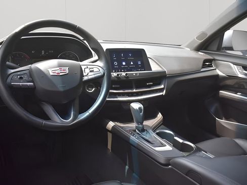 Used 2023 Cadillac CT4 Luxury image 14