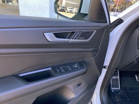 New 2026 Volkswagen Atlas Cross Sport SEL Premium R-Line AWD/4WD image 13