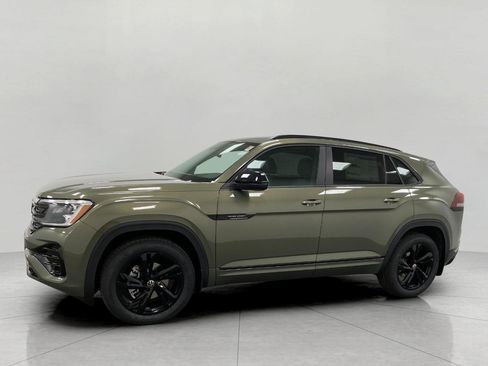 New 2026 Volkswagen Atlas Cross Sport SEL R-Line AWD/4WD image 9