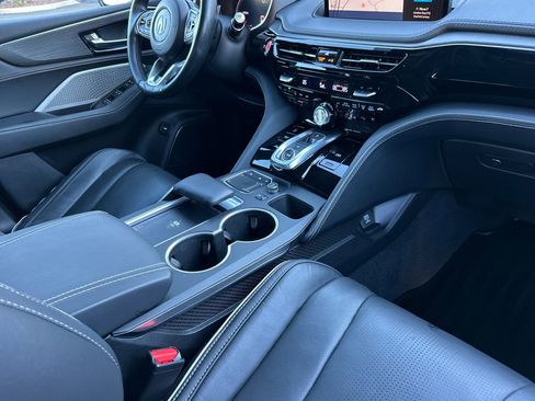 Used 2022 Acura MDX SH-AWD w/ Advance Package image 17