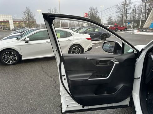 Certified 2024 Toyota RAV4 LE image 25