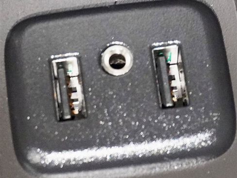 Used 2018 Chevrolet Suburban LT w/ Z71 Midnight Edition image 24