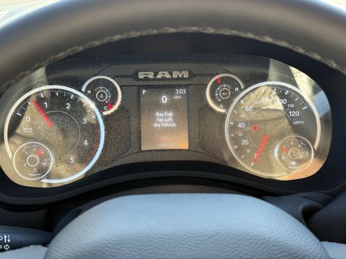 Used 2025 RAM 2500 Lone Star image 17