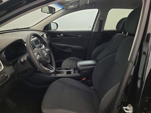 Used 2017 Kia Sorento AWD image 17