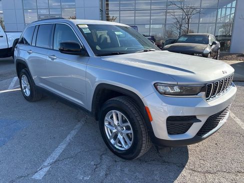 New 2026 Jeep Grand Cherokee Laredo X AWD/4WD image 6