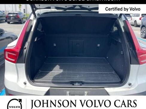 Used 2026 Volvo EX40 Ultra AWD/4WD image 12