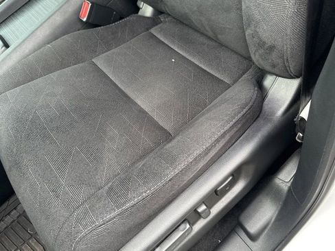 Used 2021 Honda Pilot EX image 12