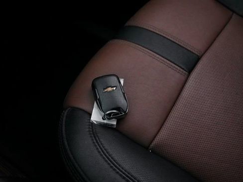 Used 2020 Chevrolet Silverado 2500 High Country w/ Z71 Off-Road Package image 56