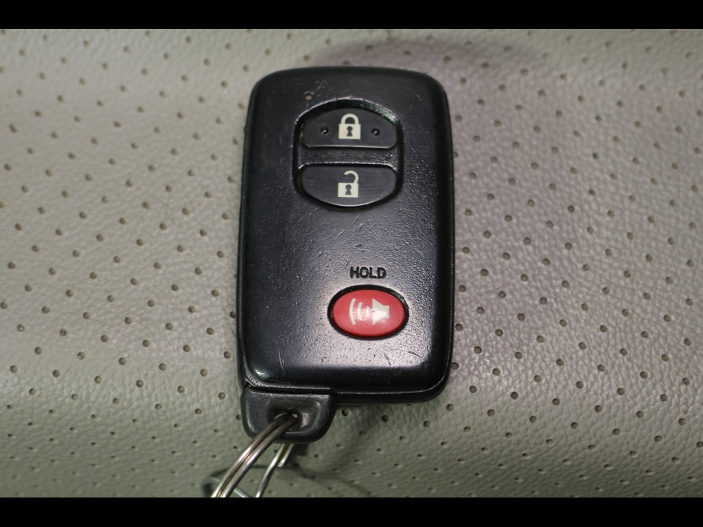 Used 2012 Toyota RAV4 Limited w/ Navigation Value Pkg AWD/4WD image 25
